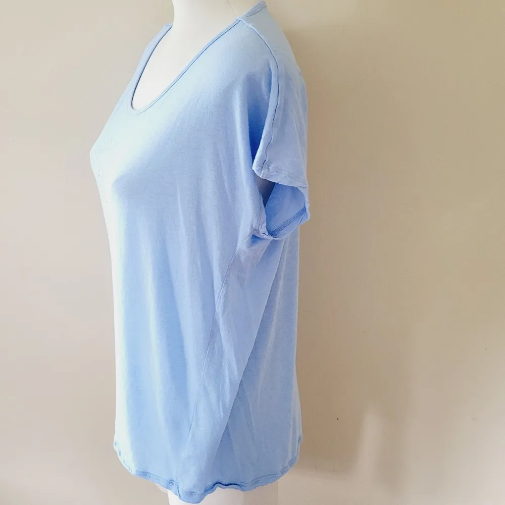 Michael Michael Kors baby blue graphic tee large - Image 3