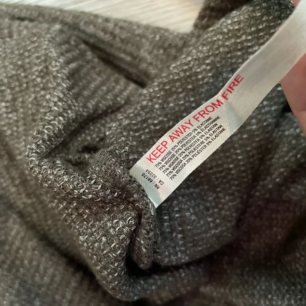 Anthropologie Daily Practice Soft Wrap Top Size Small - Image 6