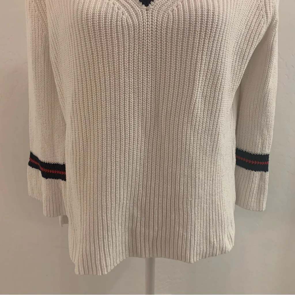 Cabi Ace V-neck Preppy Bell Sleeve White Sweater Style 5639 Size M - Image 4