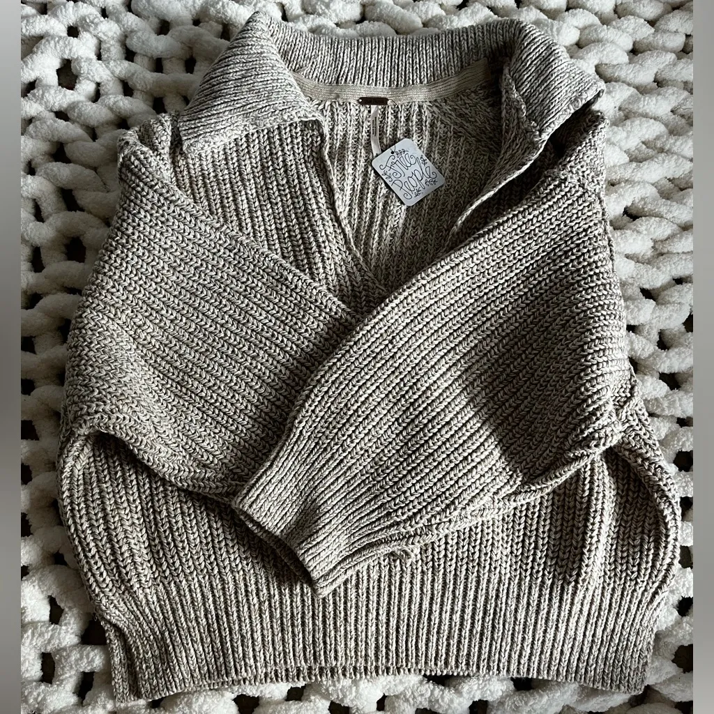 NWT Free People sweater - Image 4