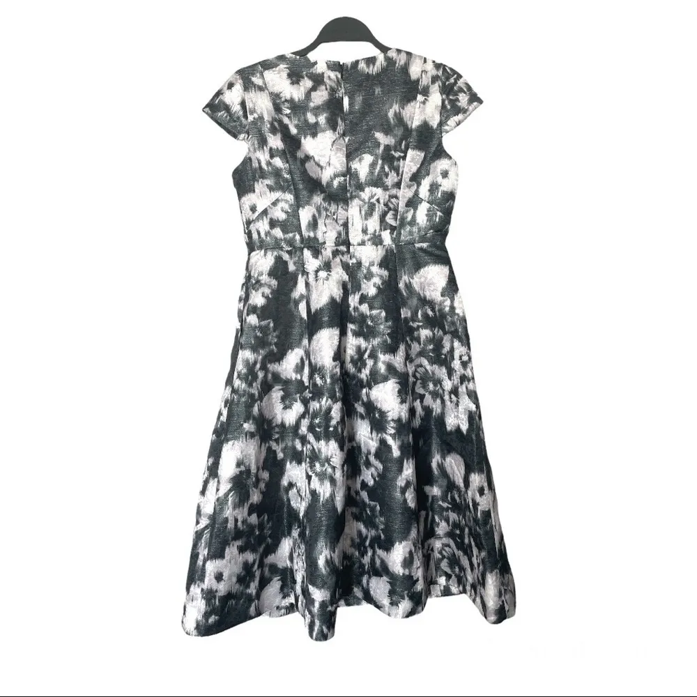 NWT Talbots Petites Metallic Floral Black/White Cocktail Fit & Flare Dress Sz 2P - Image 9