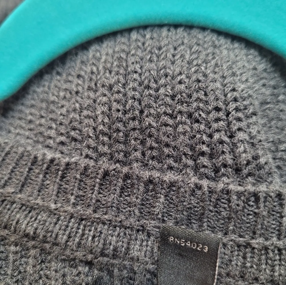 Banana Republic Factory Gray Ruffle Bottom Sweater Dress Size XS - Image 8