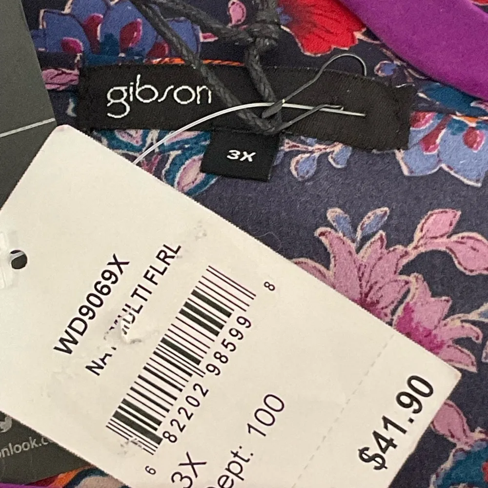 NWT Floral smocked top. Paisley print. Size 4X P2P 27” length 27” - Image 5