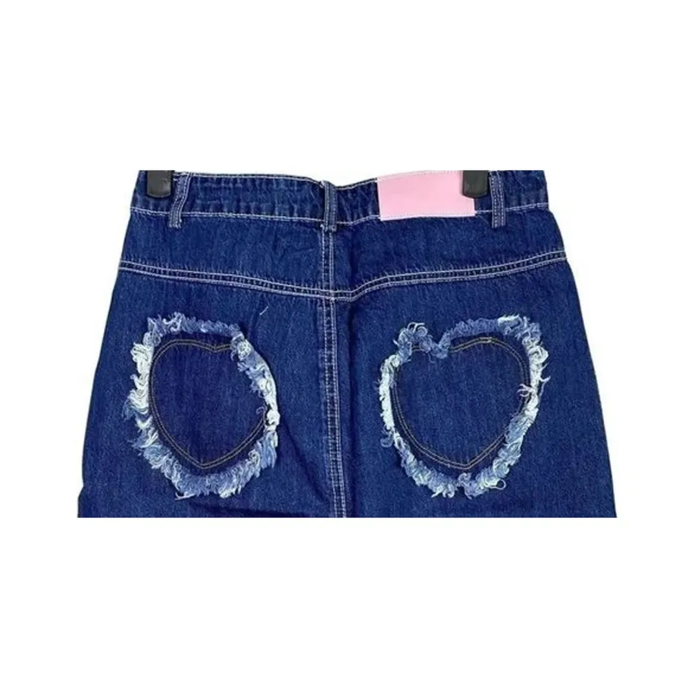 NWT Cotton Dark Wash Back Heart Shape Patch High Rise Shorts Small Blue #3117 - Image 5