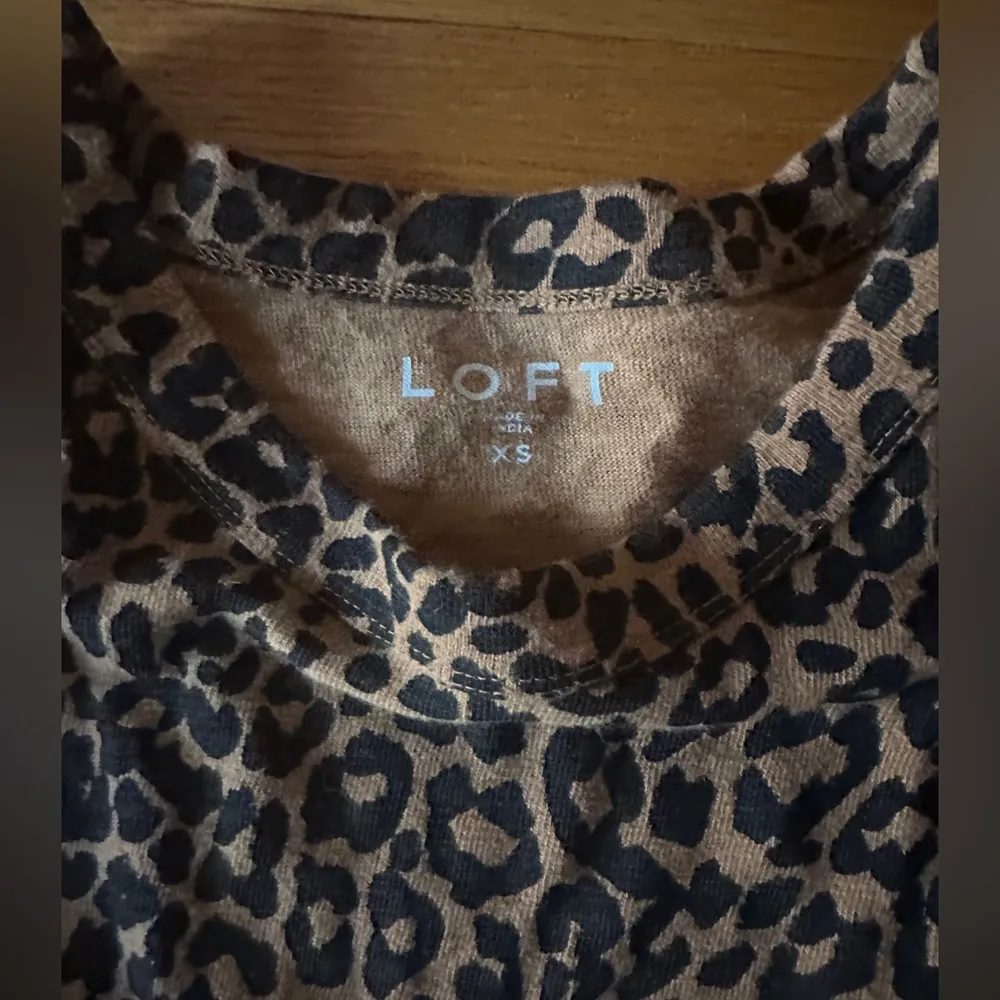 LOFT leopard sweatshirt, XS - Image 2
