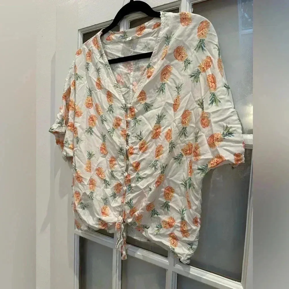 Beach Lunch Lounge Women’s Size Large L Pineapple Print Kelli Top Button Tie - Image 2