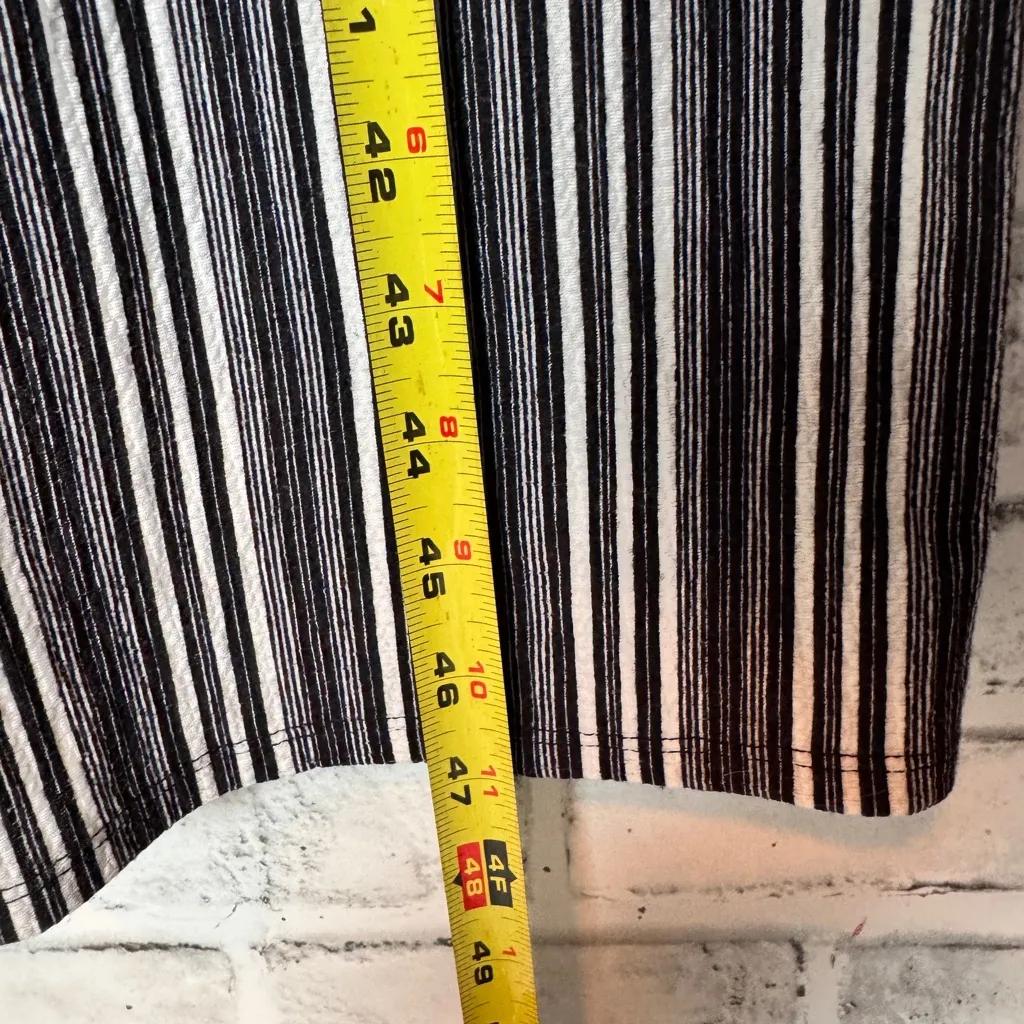 Chic Black and White Striped Jumpsuit‎ - Image 2