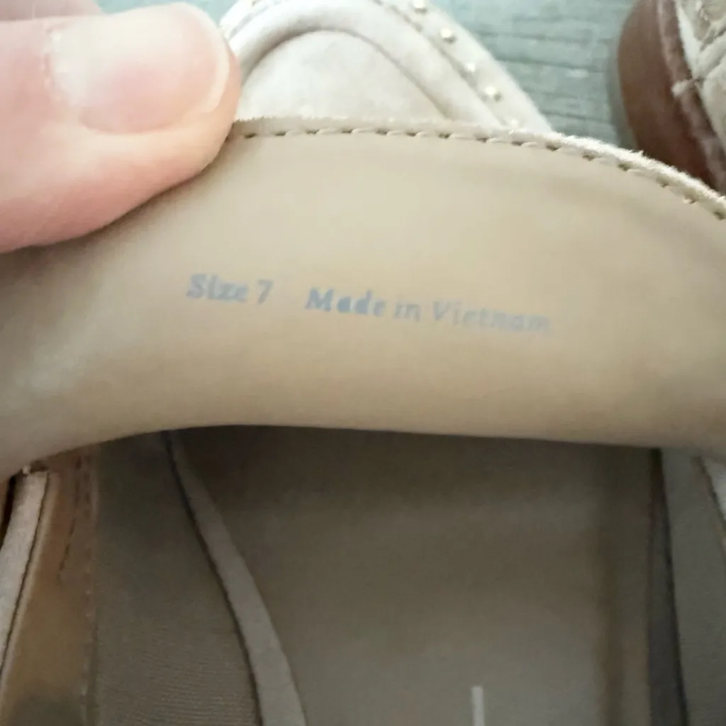 Dolce Vita Hardi Stud Sling Back Loafer in Camel Faux Suede Gold Studs Size 7 Tan - Image 8