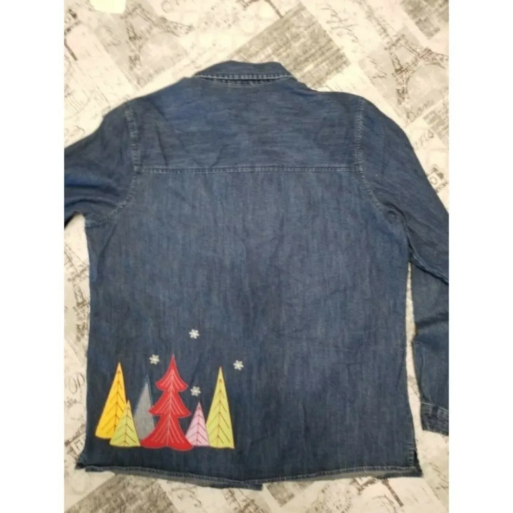 FIELDGEAR Womens Blue Denim Button Up Shirt Winter Christmas Theme Appliqués SzM Size M - Image 3