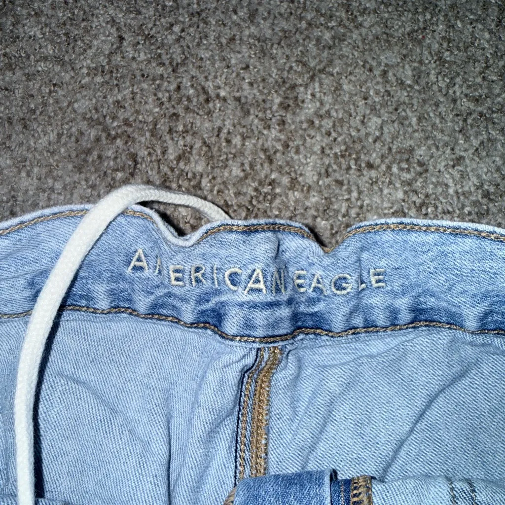 American Eagle Outfitters Light Blue Cargo Jeans - Image 4