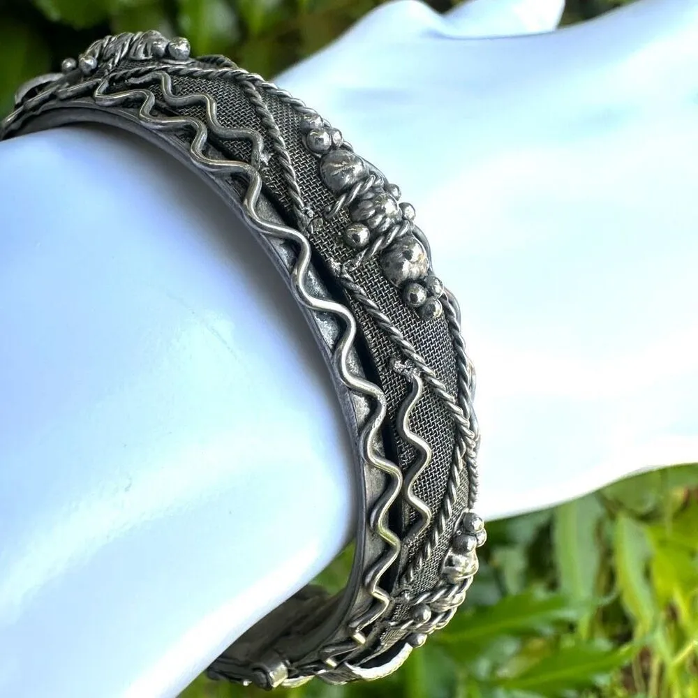 Silver tone ornate hinged bangle bracelet - Image 4