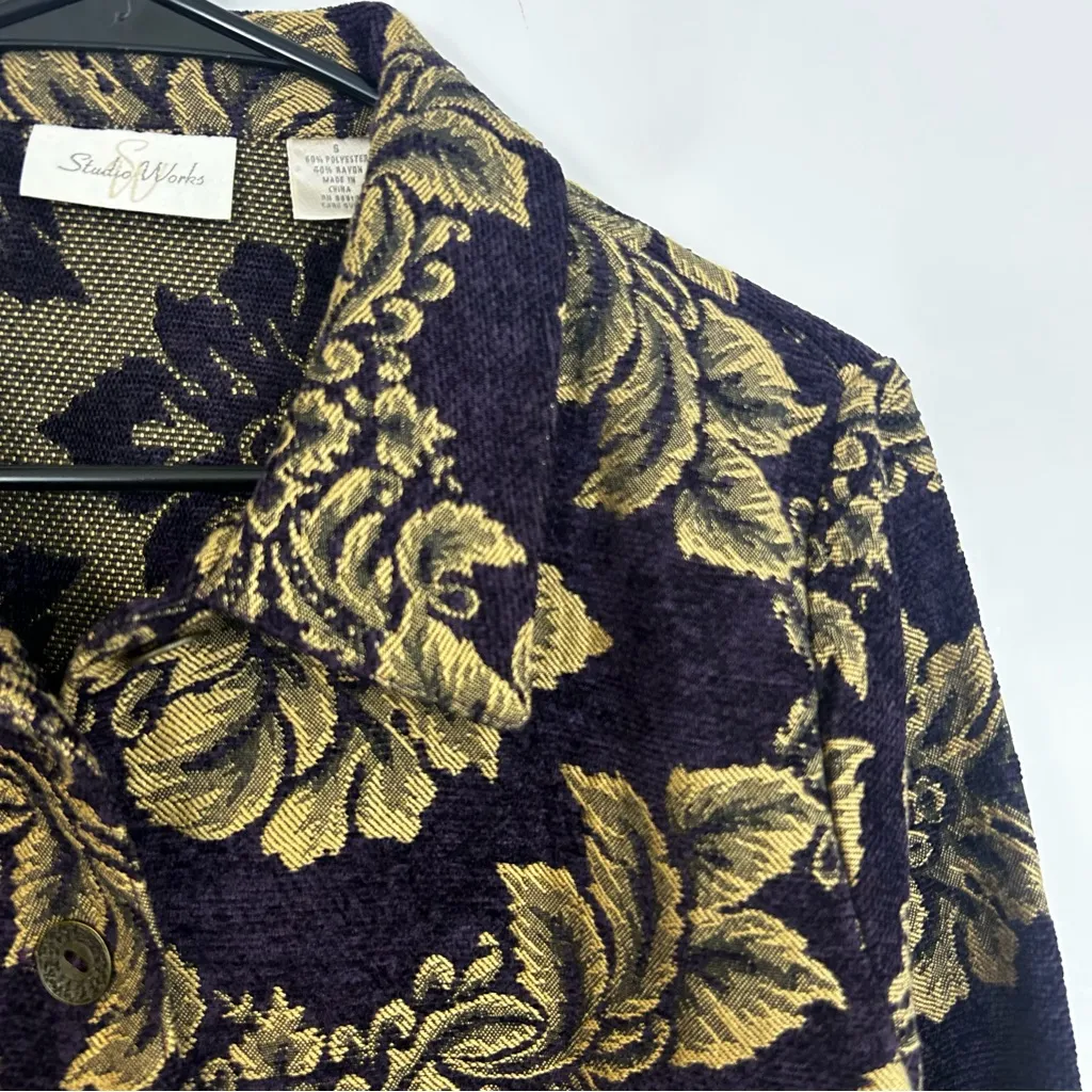 NWT Studio Works Purple & Gold Jaquard Floral Button Up Blazer/Jacket Size Small - Image 4