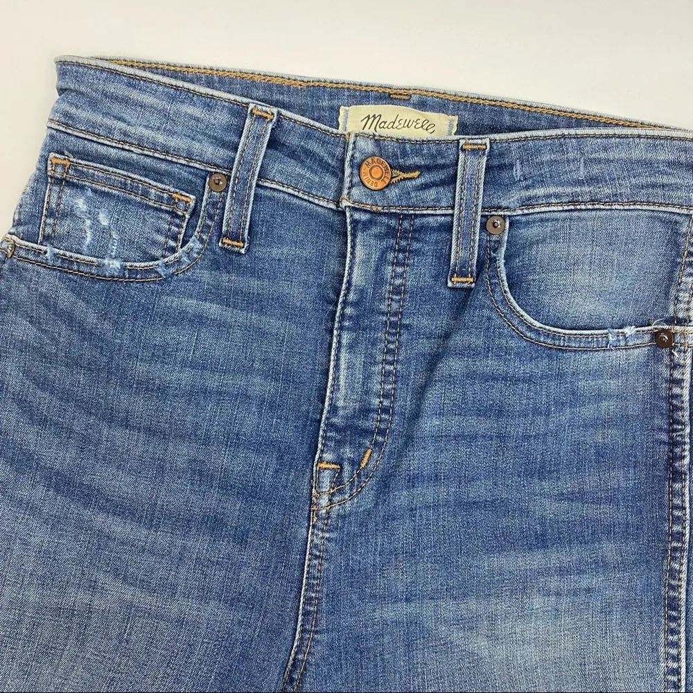 Madewell Curvy High Rise Skinny Jeans Drop Step Hem Edition : Annabelle Wash - Image 7