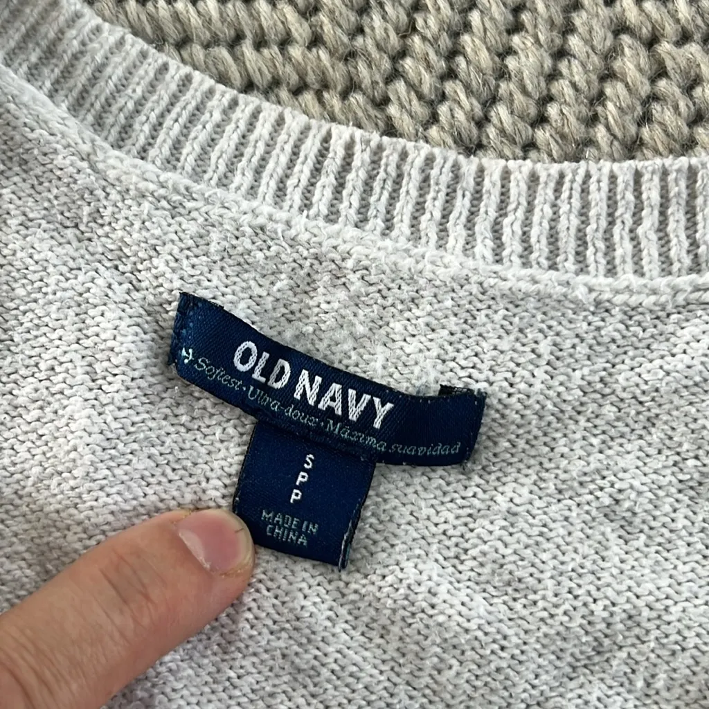 Old Navy V-Neck Sweater - Image 2