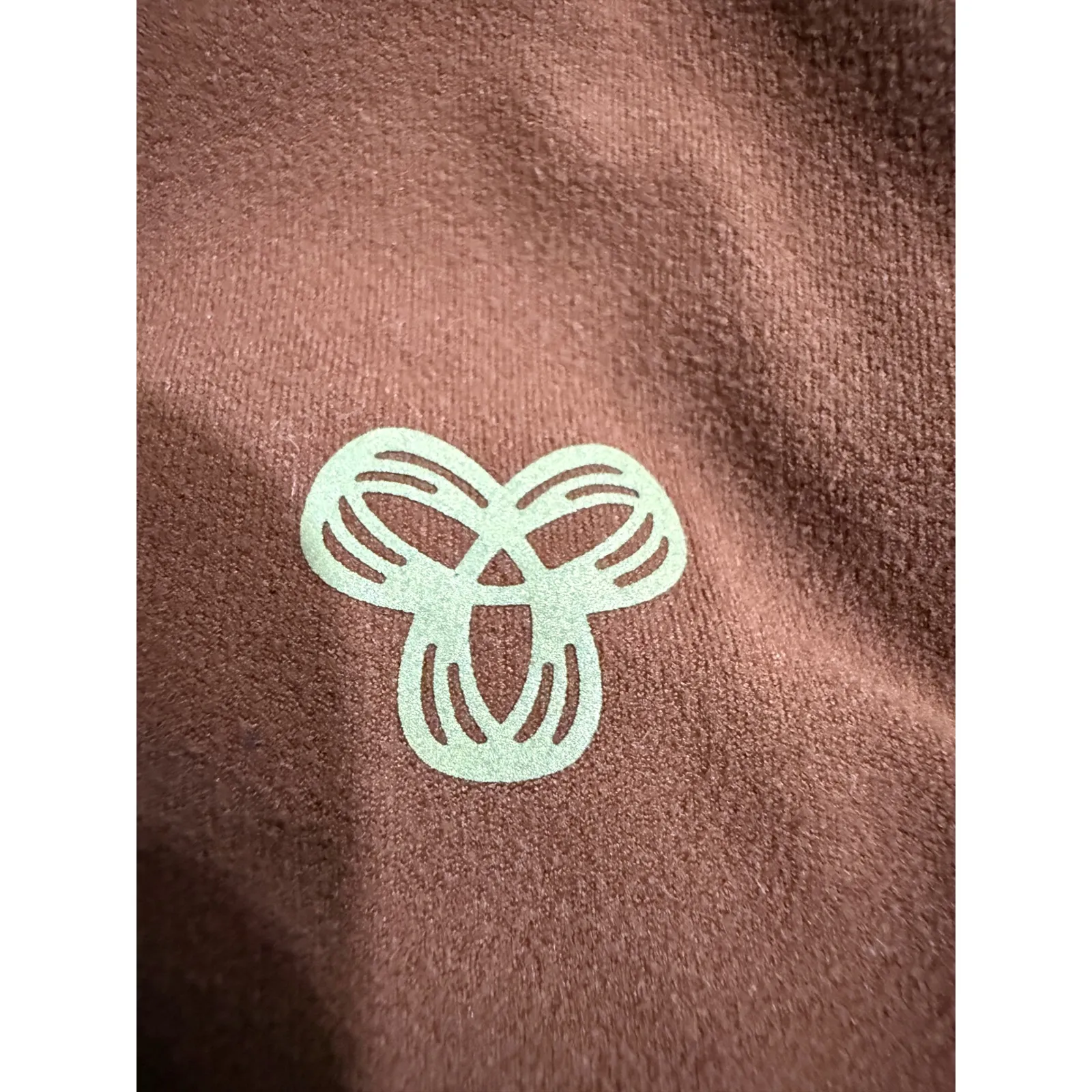 Aritzia Golden High Rise Leggings Brown Size 12 Athleisure - Image 4