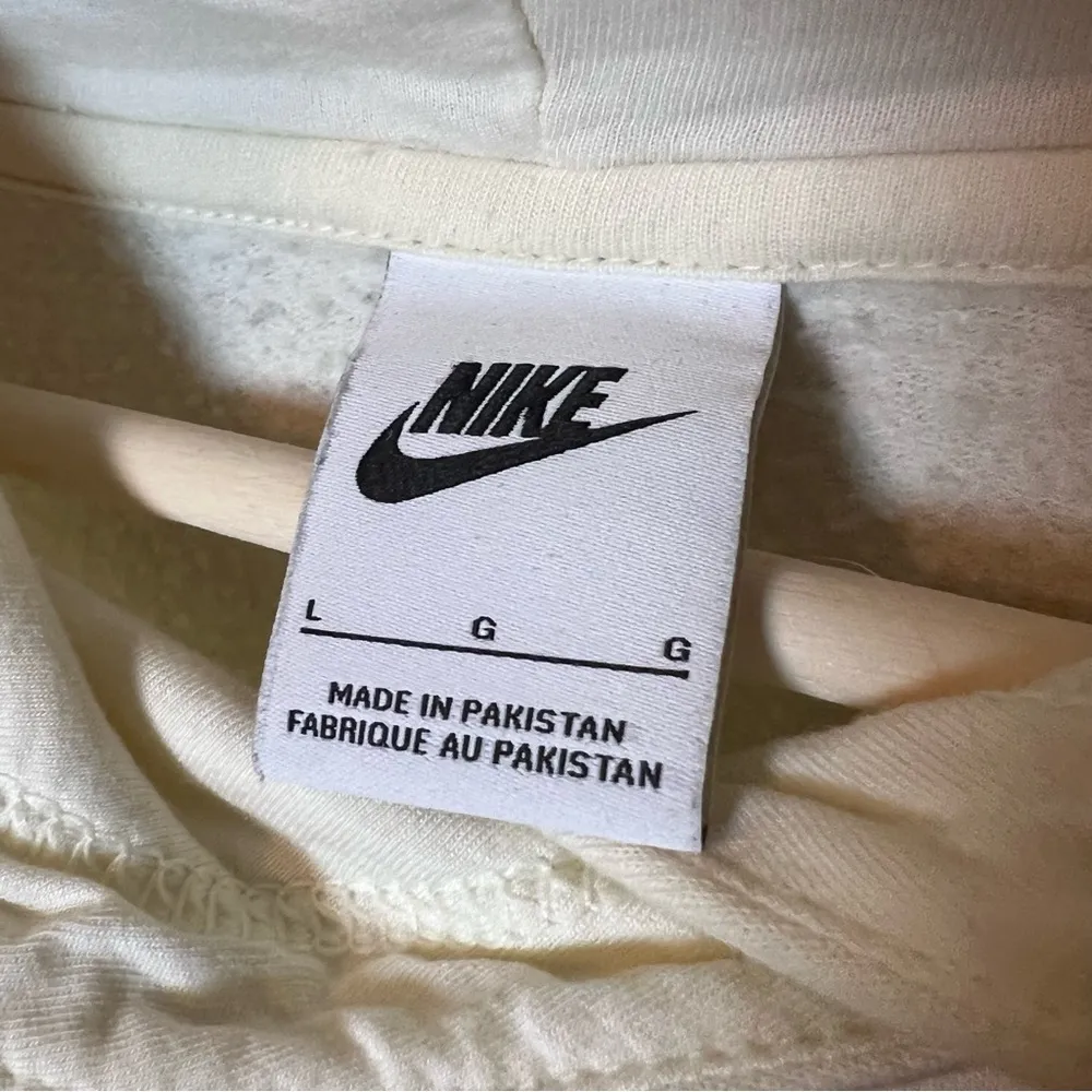 Nike Sportswear Heritage Fleece Hoodie Women’s L Soft Yellow Pullover Sweatshirt - Image 4