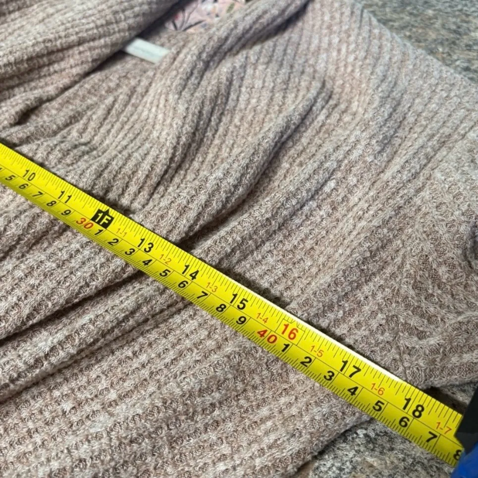 Anthropologie Ribbed Wrap Cardigan Sweater in Taupe - Image 5