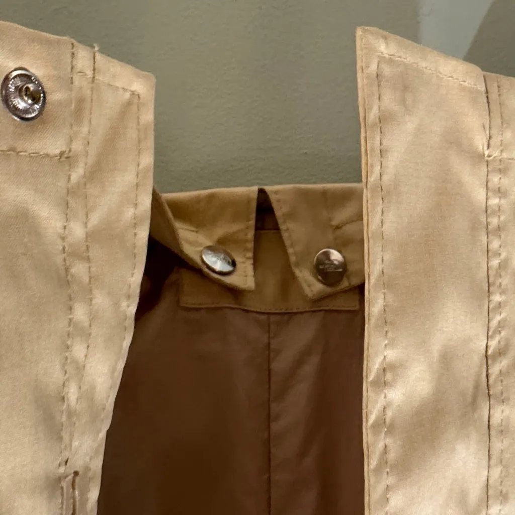 The North Face Beige Hooded Lightweight Parka - Image 6