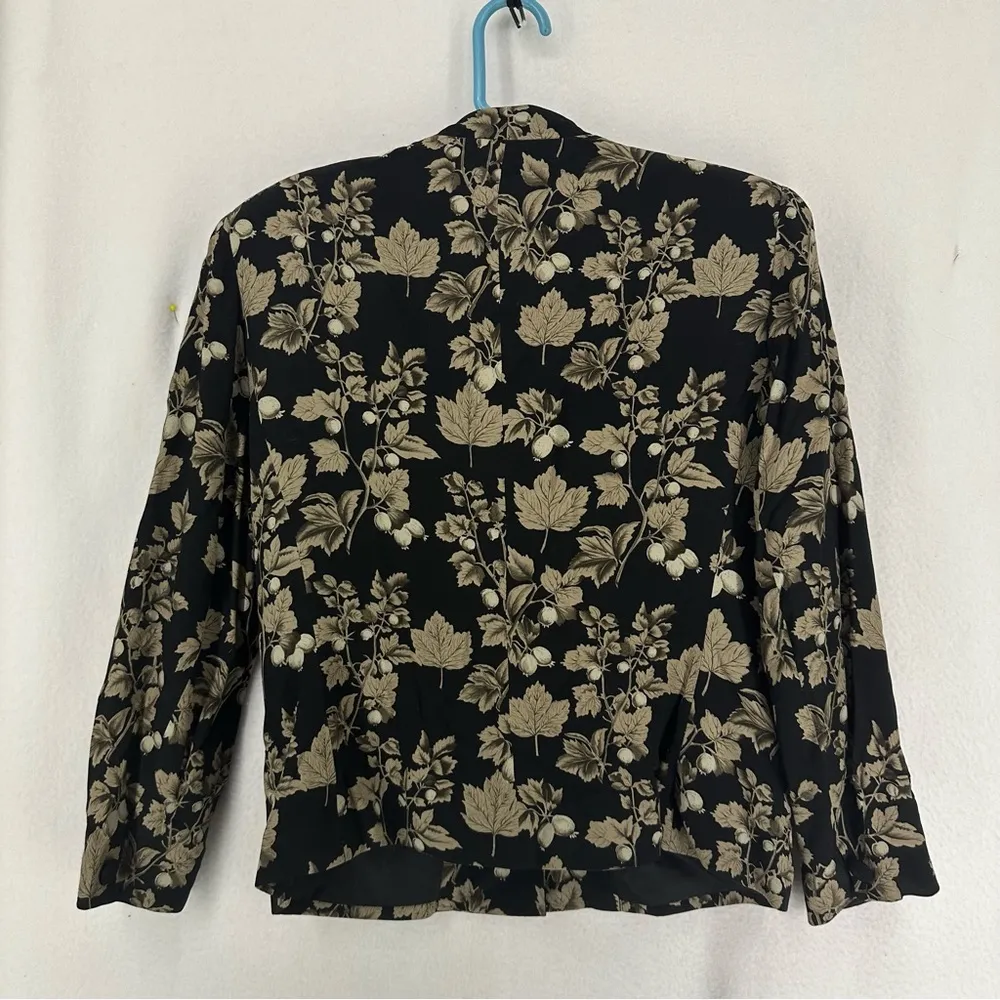 Saville Suit Floral Button Suit Jacket Womens Petite 8 Black - Image 7