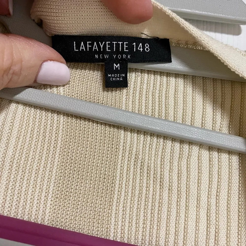 Lafayette 148  Cardigan Size Medium - Image 5