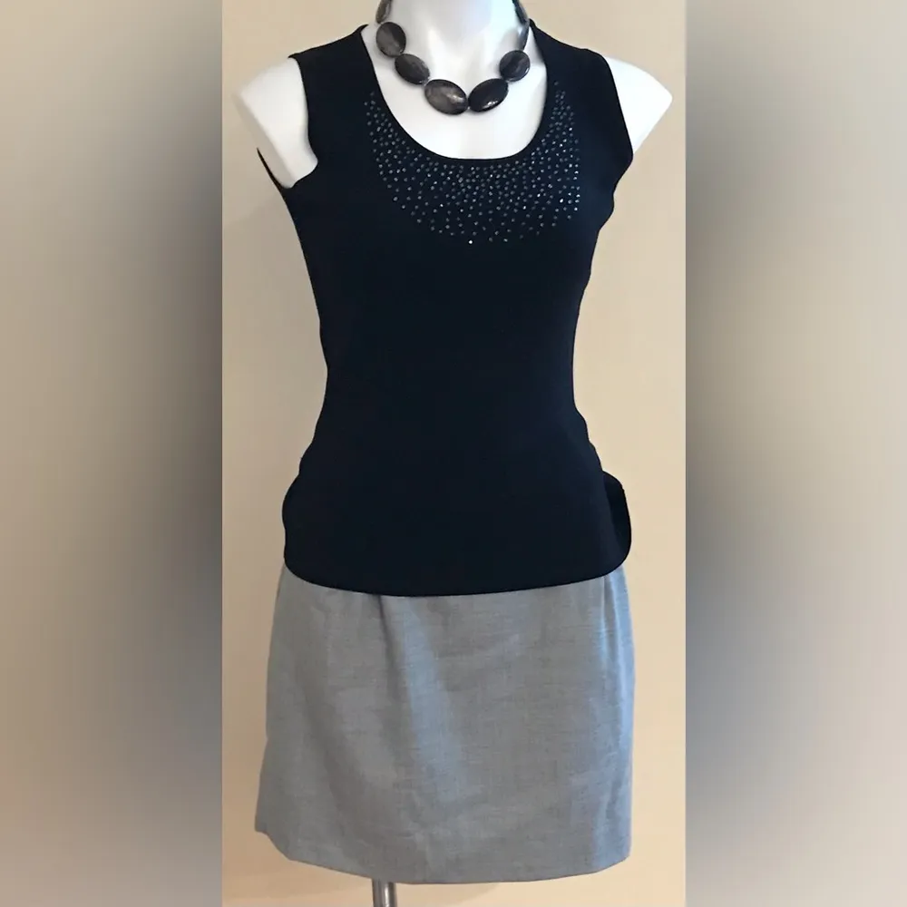 J Crew Gray Wool Scallop Waist Skirt Zipper In The Back  Sz 12 - Image 2