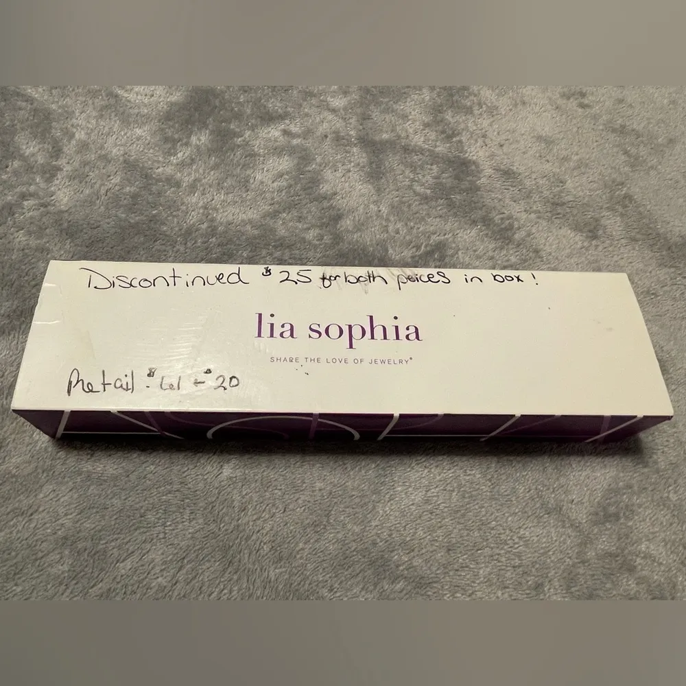 Gold/Mirror Necklace & Matching Earrings NWT - Image 2