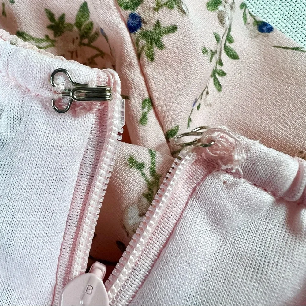 Forever 21 Floral Mini Dress - Image 10