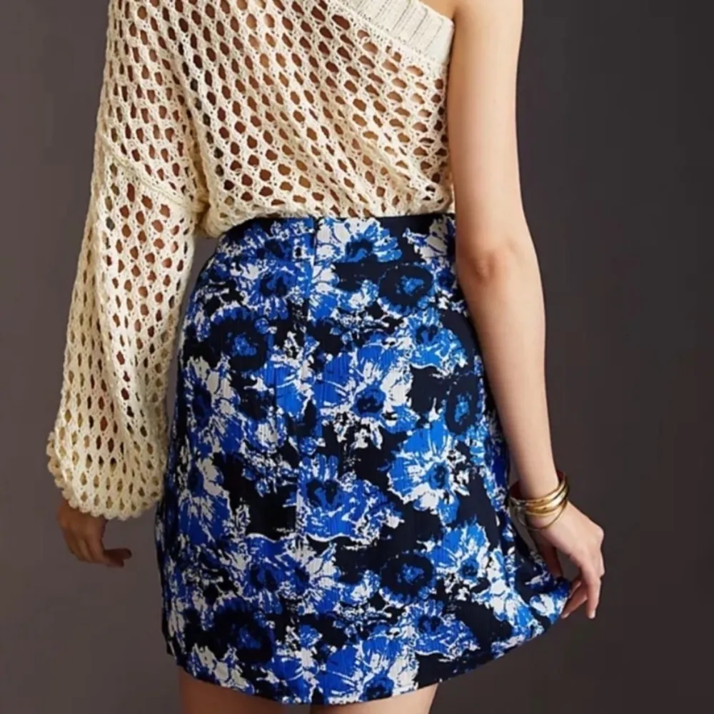 NWT  Porridge Catie Blue Floral Print Mini Skirt Size Medium - Image 15