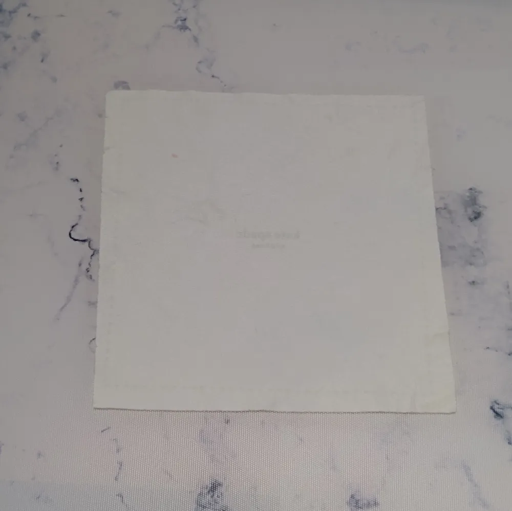 Apple Green Kate Spade Domed Sunglasses Case With Cloth - Image 8