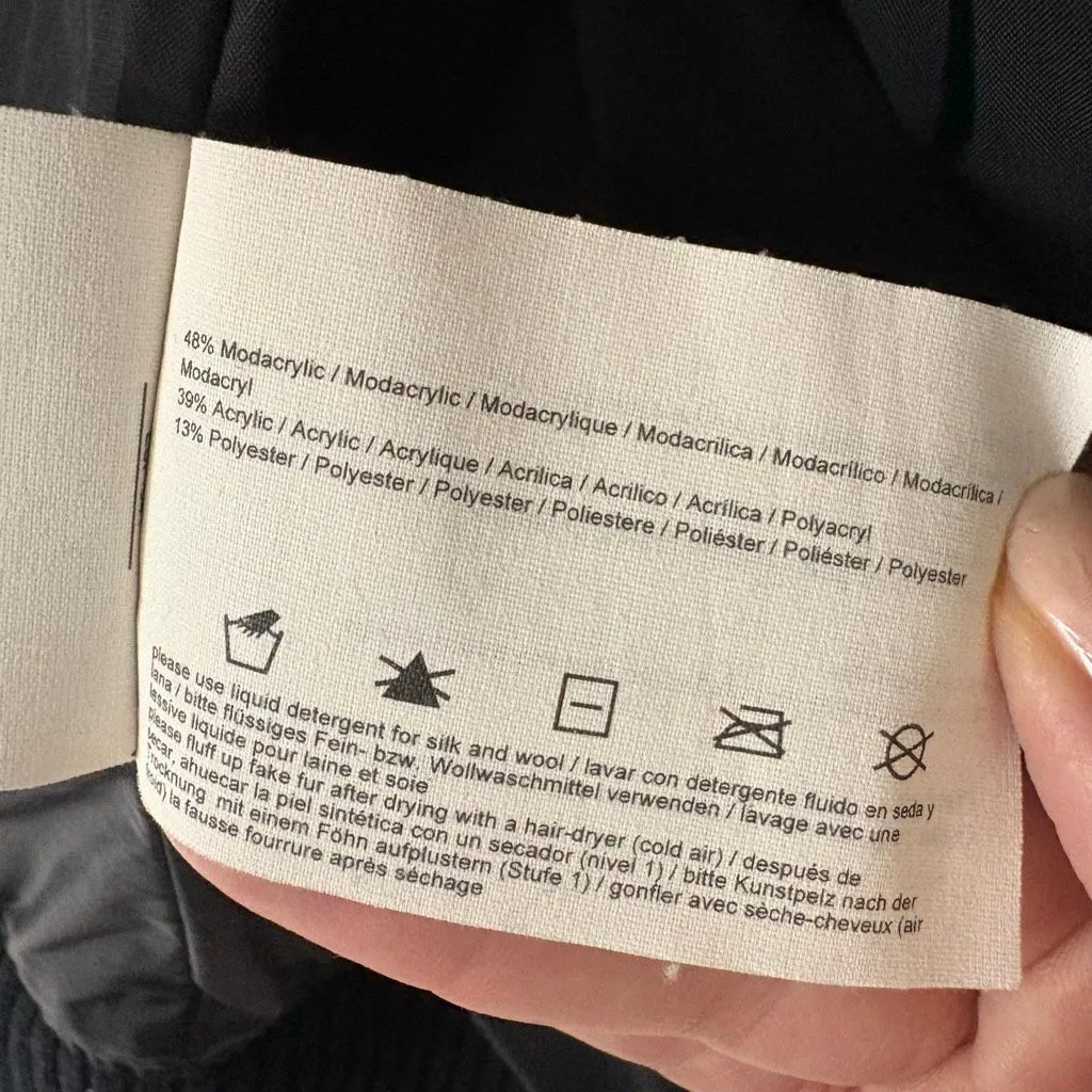 Esprit Black Quilted Puffer Vest Down Toggle Outdoor Gorpcore - Image 7