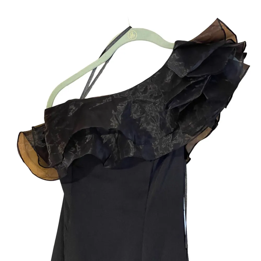 Mac Duggal One Shoulder Ruffle Evening Gown Black Style 26372 Size 6 NWT - Image 6