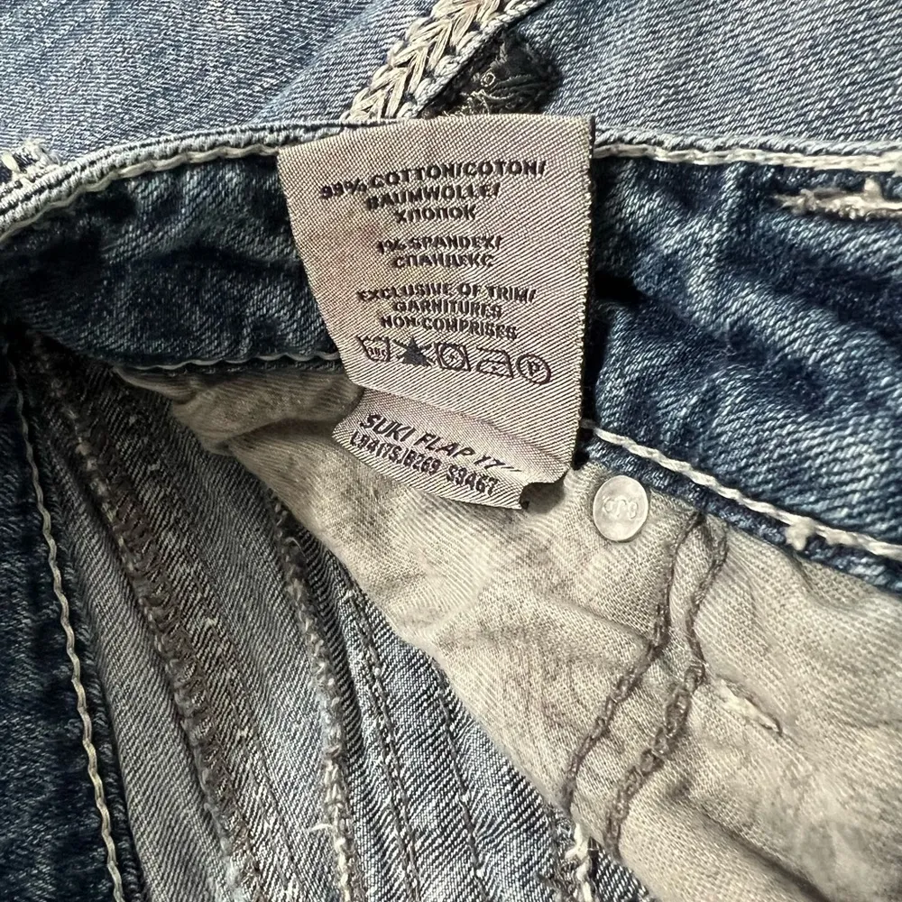 Silver Suki Flap 17” Jeans, Size 27x33 Blue - Image 8