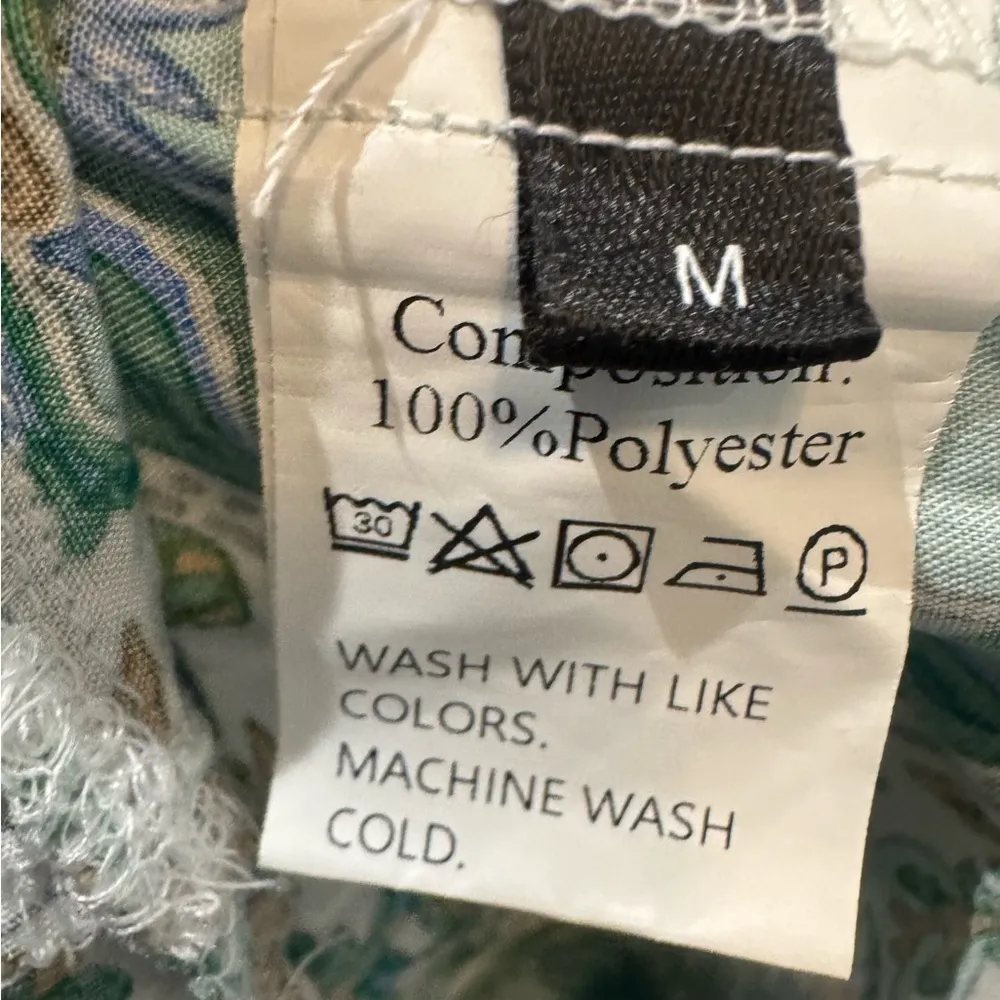 Beautiful aqua green and white boho print summer romper size medium - Image 6