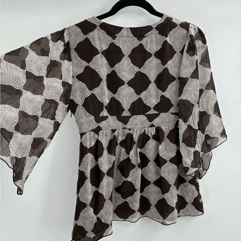 Inc 100% Silk Brown Flare Sleeves Flowy Geometric Print Top V Neck Blouse sz 4 - Image 5