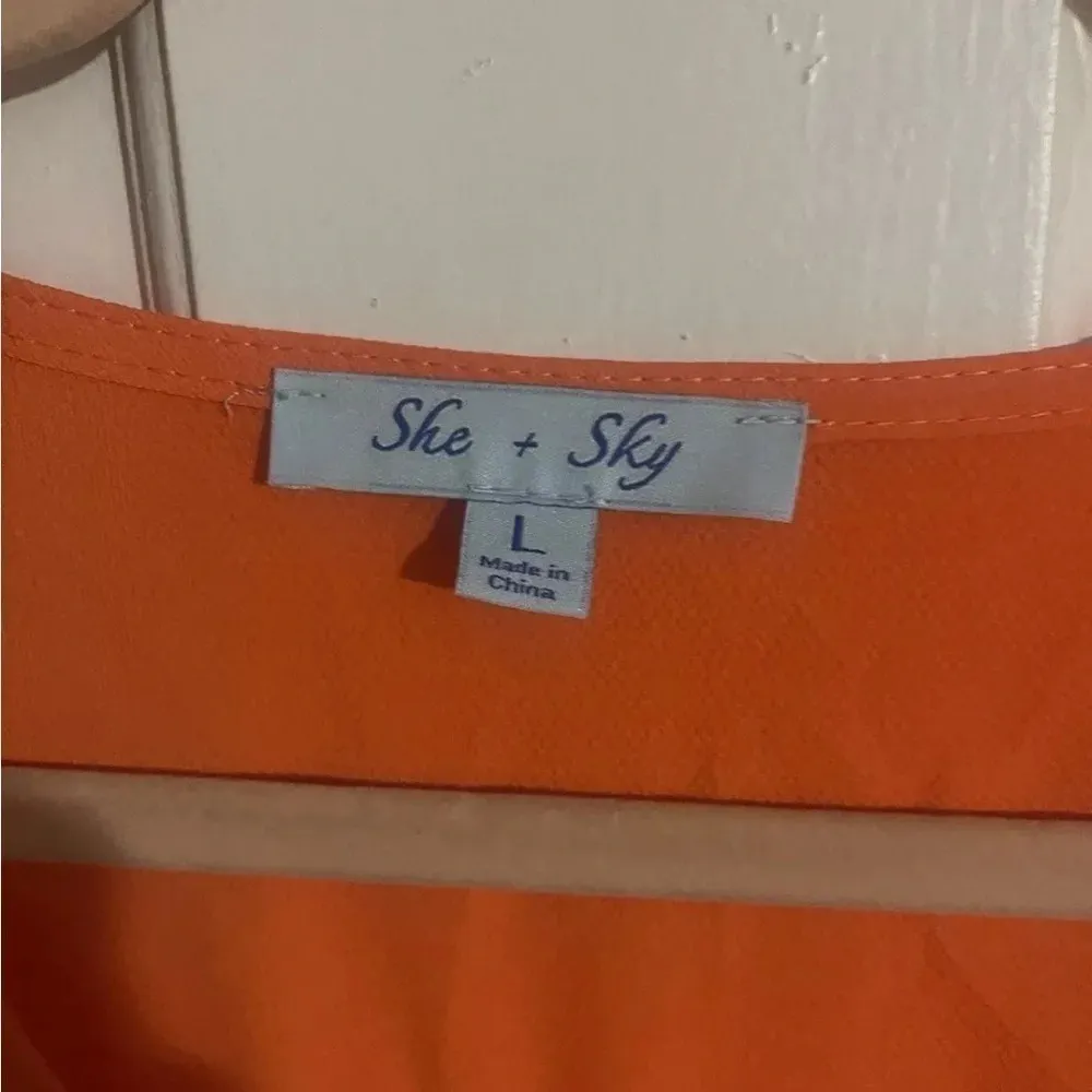 She & Sky Orange Short Romper Junior's Size Large - Image 4