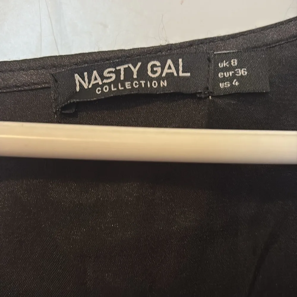 Nasty gal long sleeve crop - Image 7