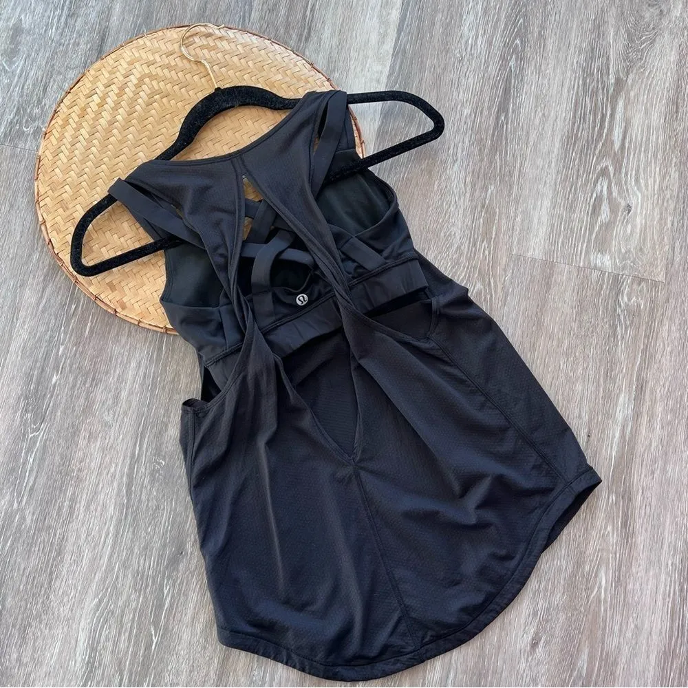 Lululemon Ready & Go tank in Black‎ built in bra twist tank women’s size 4 - Image 4