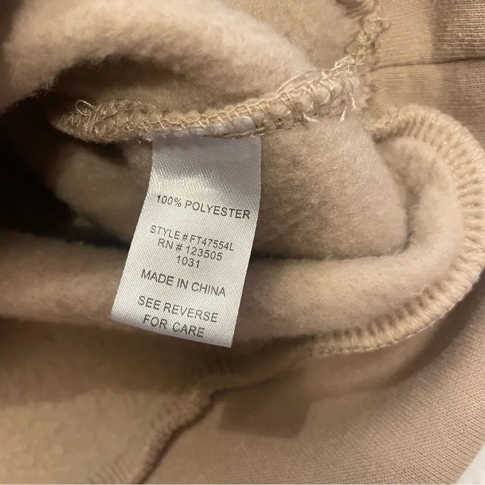 Vintage Outdoorsy Aesthetic Brown Crewneck – Size Small - Image 4