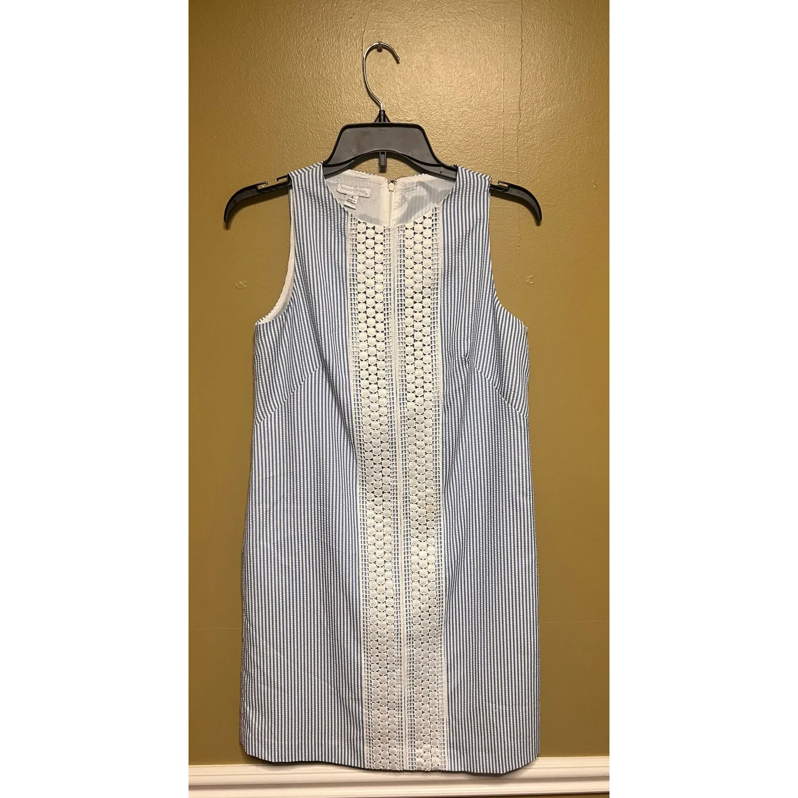 London Times Crochet Lace Panel Seersucker Stripe Shift Dress 4 - Image 4