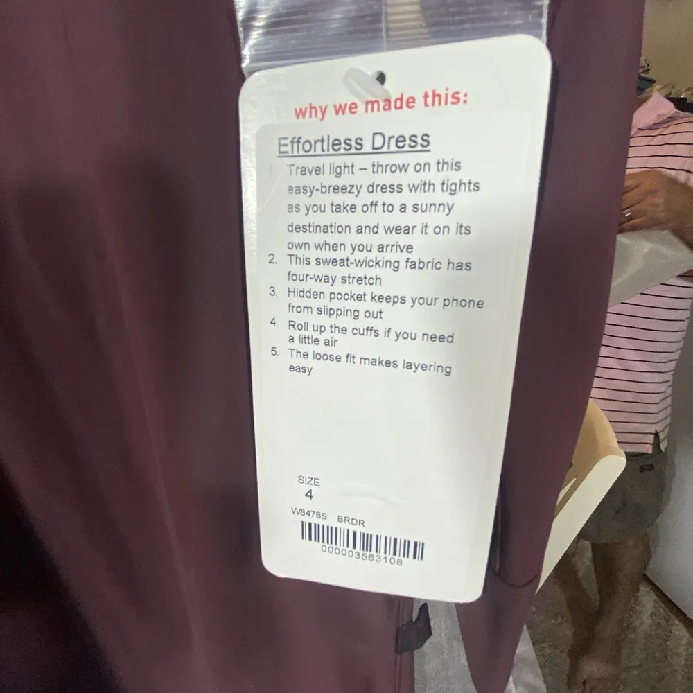 Lululemon Effortless Dress Size 4 Bordeaux Drama Travel Athletic Lightweight NEW - Image 4