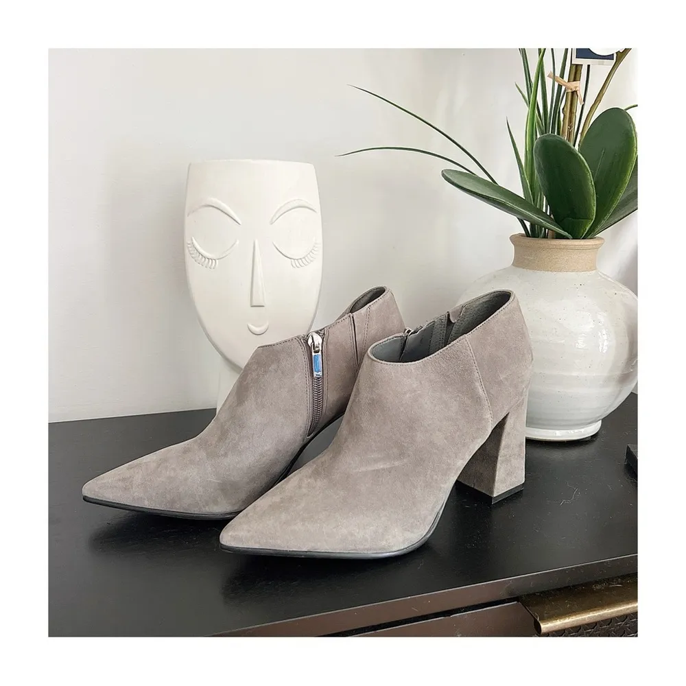 💖Marc Fisher LTD Ankle Booties💖 - Image 2