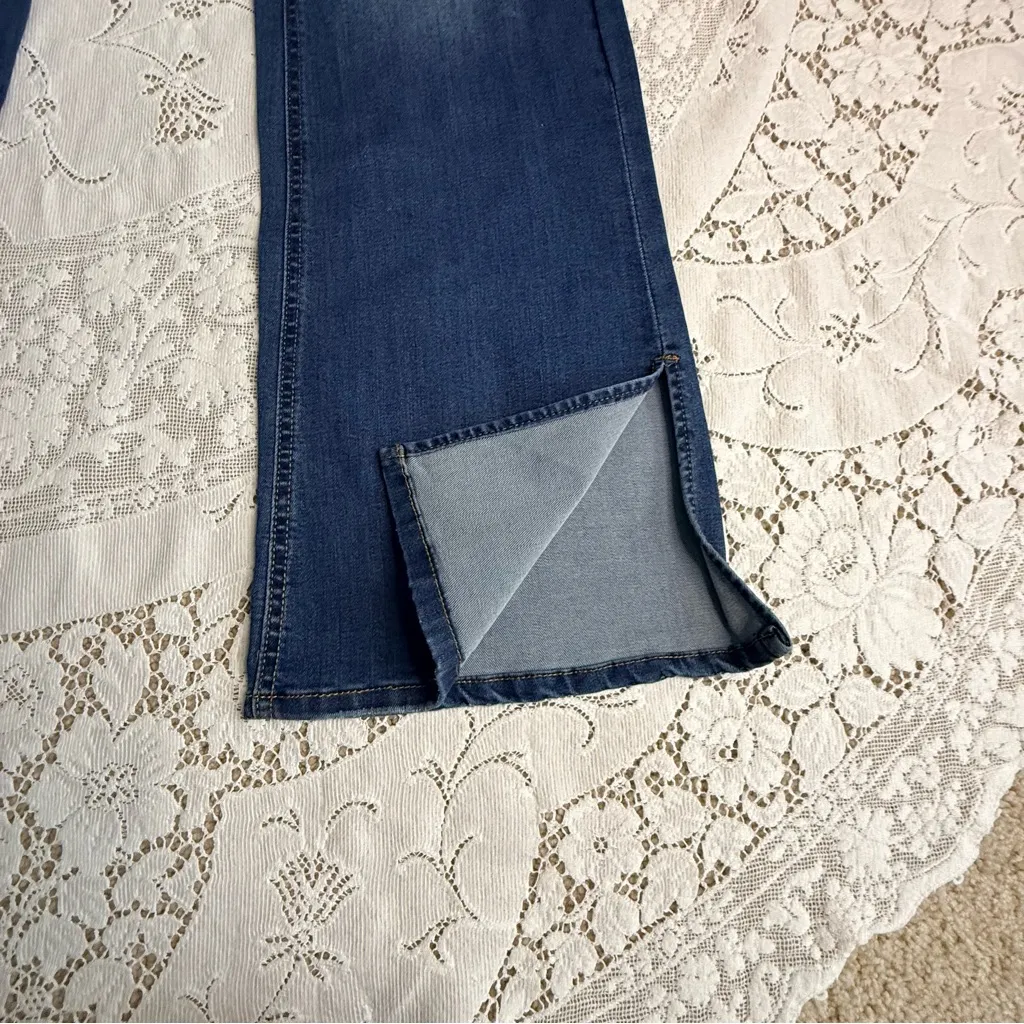 Vanilla Star Women's Dark Blue High Rise Skinny Kick Distressed Jeans Size 14 - Image 4