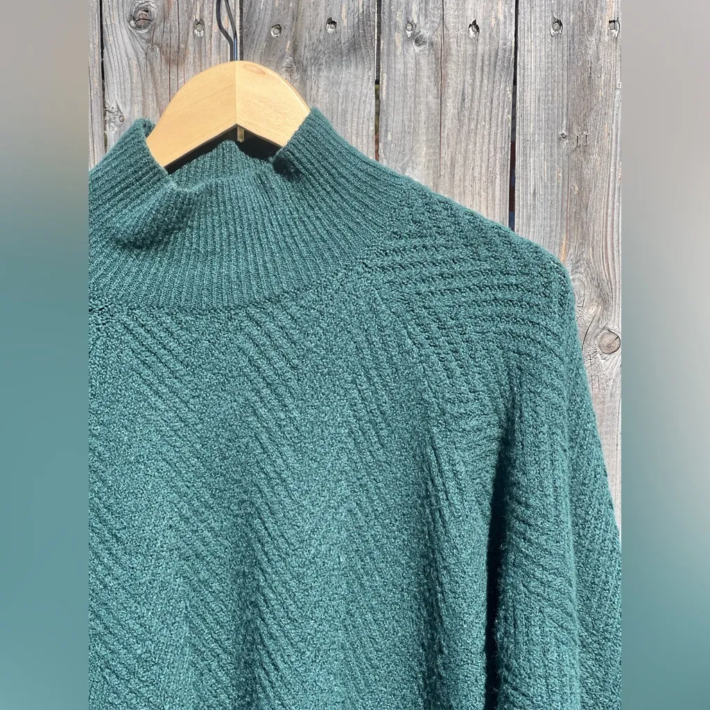 Abercrombie & Fitch Mockneck Chevron Sweater in Forest Green - Image 4