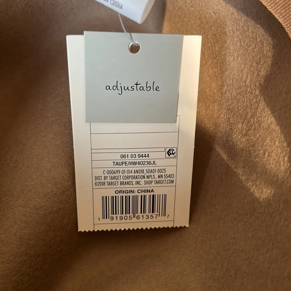 A New Day wool Hat and unbranded scarf - Image 4