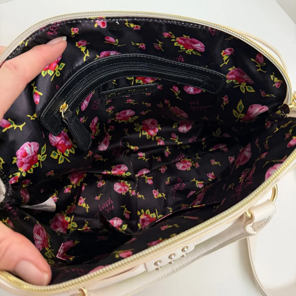 Betsey Johnson Purse Handbag Crossbody Bow Studded Chain Rainbow Ombré Gold - Image 13