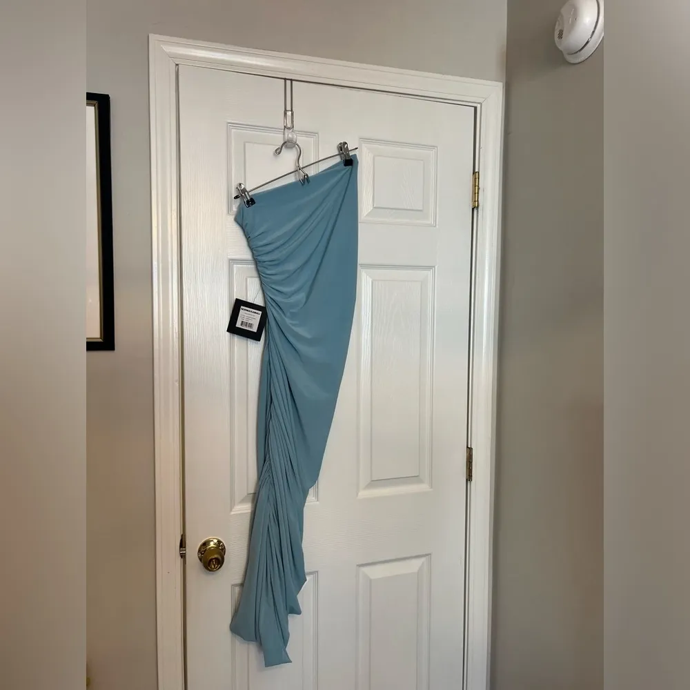 Norma Kamali x REVOLVE Diana Strapless Dress in Powder Blue - Image 5