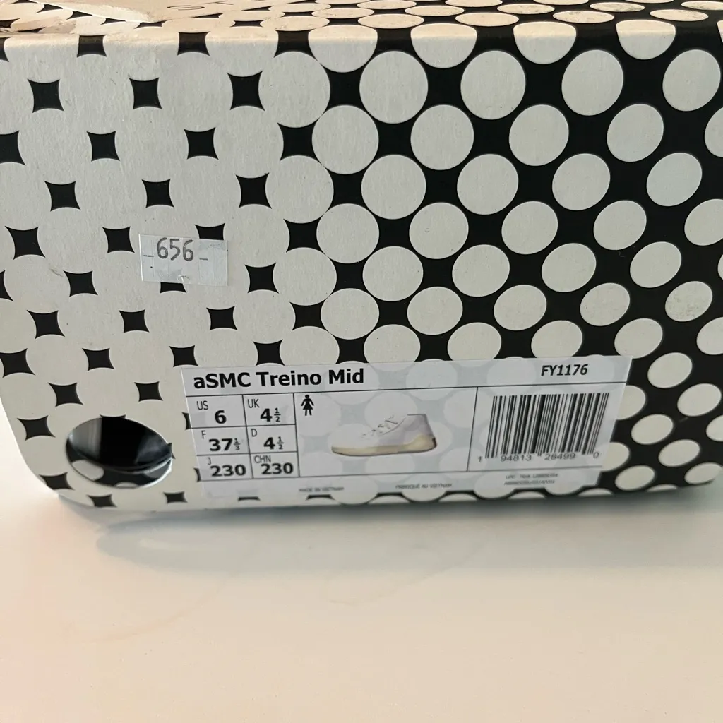 🆕‎ NIB with tags women’s adidas by Stella MCCartney White Size 6 - Image 3