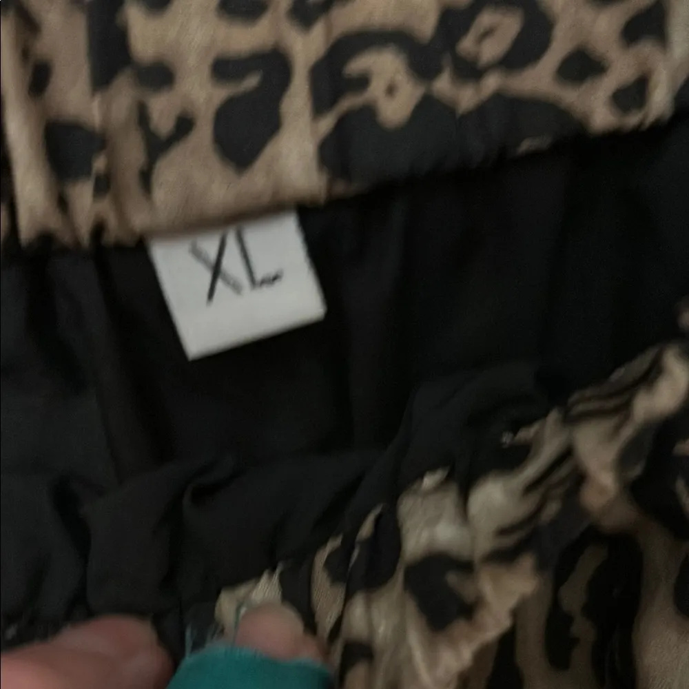 Leopard Print Women's Skirt Tan Size XL - Image 2