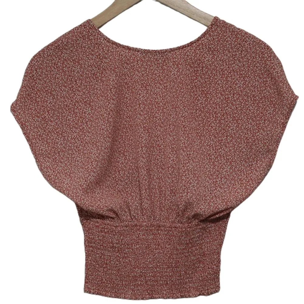 Abercrombie & Fitch Red White Floral Short Sleeve V-Neck Blouse Crop Top Size S - Image 2