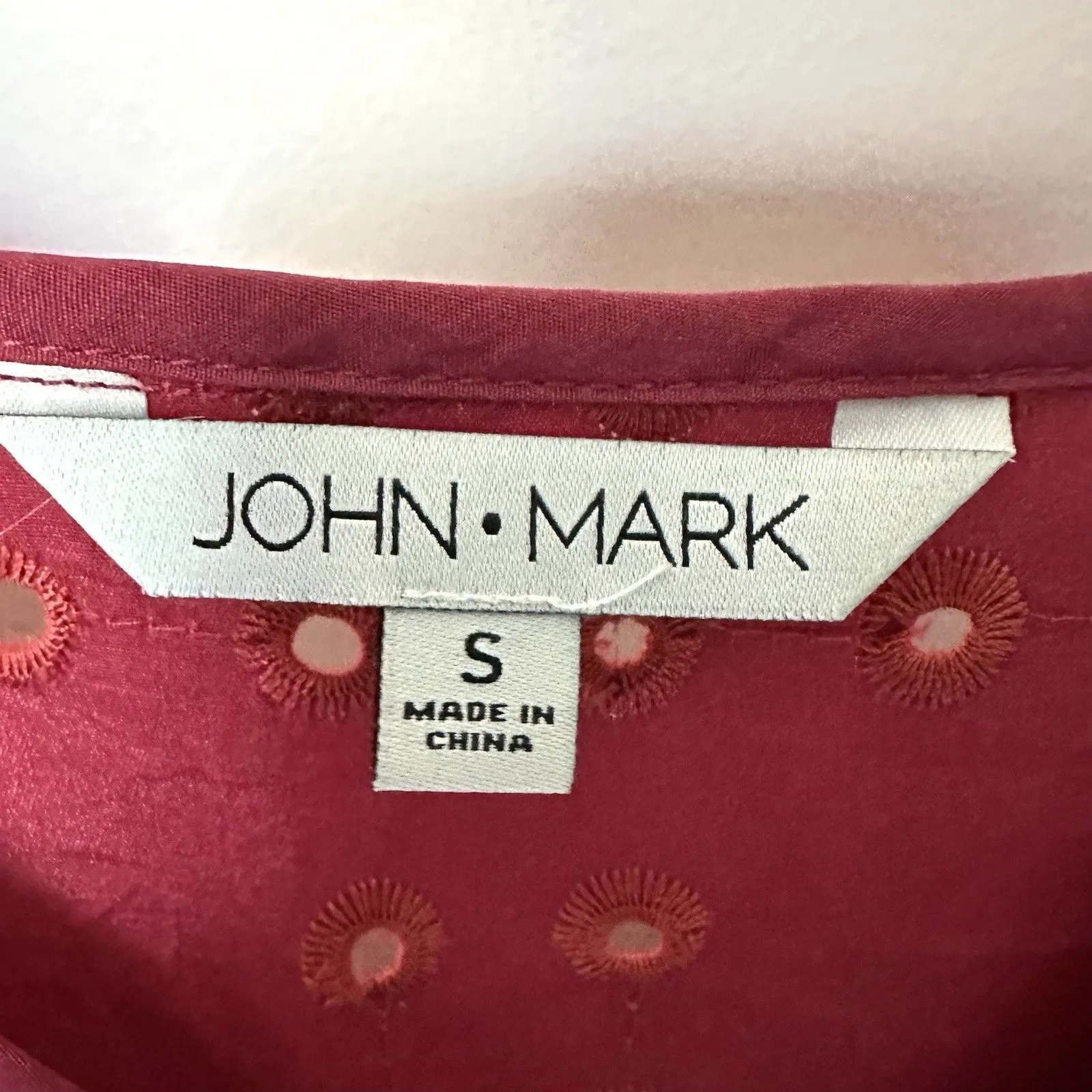 John Mark Tunic Small V-Neck Embroidered 1/2 Sleeve Popover Oversized - Image 2